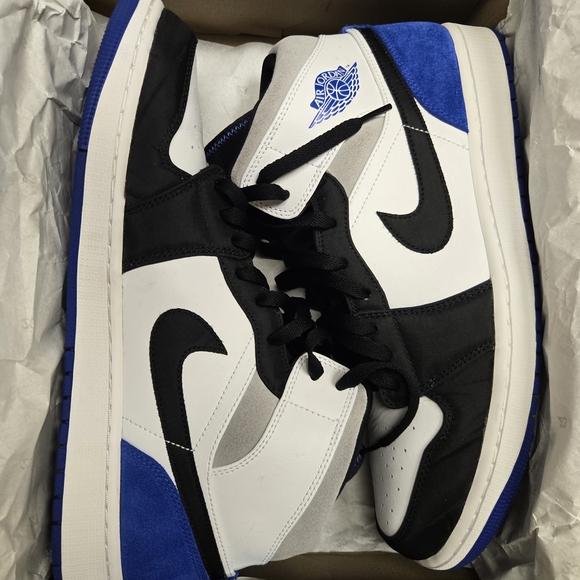 Jordan 1 MID SE Royal Black Toe Size 13 VNDS Worn 3X OG ALL Authentic Fast Ship